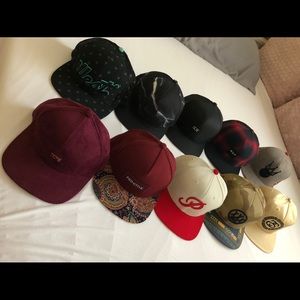 Snapback/Strapback Hats